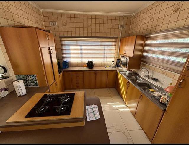 3 BEDROOM HOUSE FOR SALE IN RESERVOIR HILLS